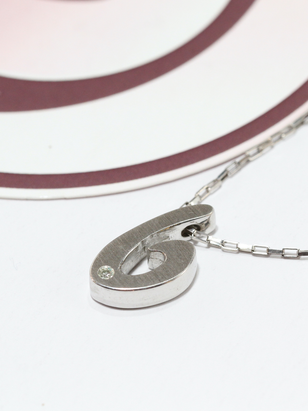 6 Diamond & Cadena (M)
